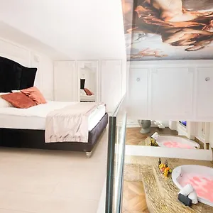 Apartment Enzo Capo Vip, Budapest